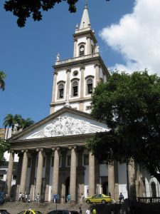 Igreja de Nossa Senhora da Gloria no Largo do Machado
